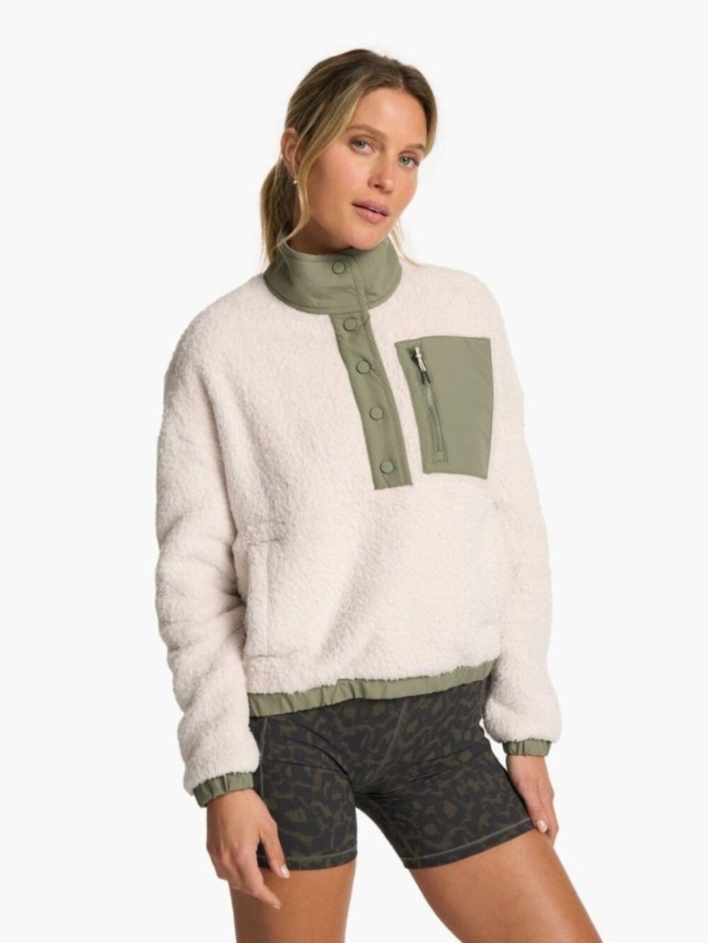 Vuori Cozy Sherpa Popover Cream Olive Green Size M